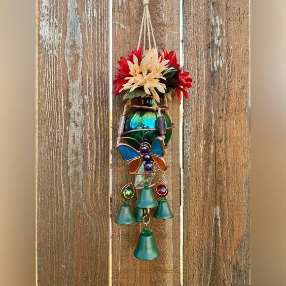 NEW! Rainbow Stained Glass Wind Chime Sun Catcher Butterfly Vase Mobile - Picture 9 of 13
